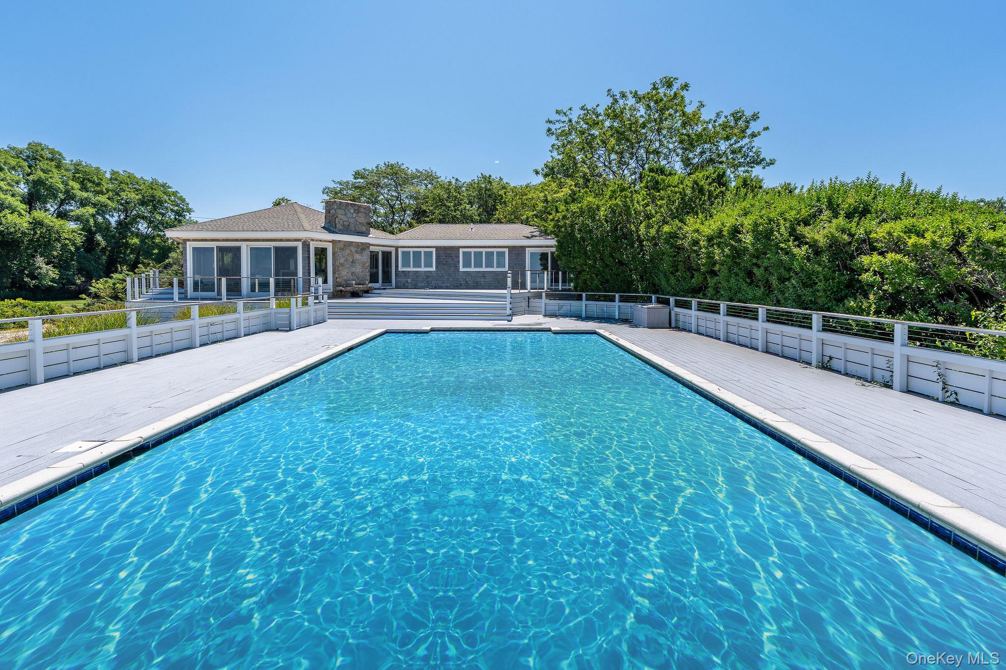 56765 Route 48, Greenport, NY 11944