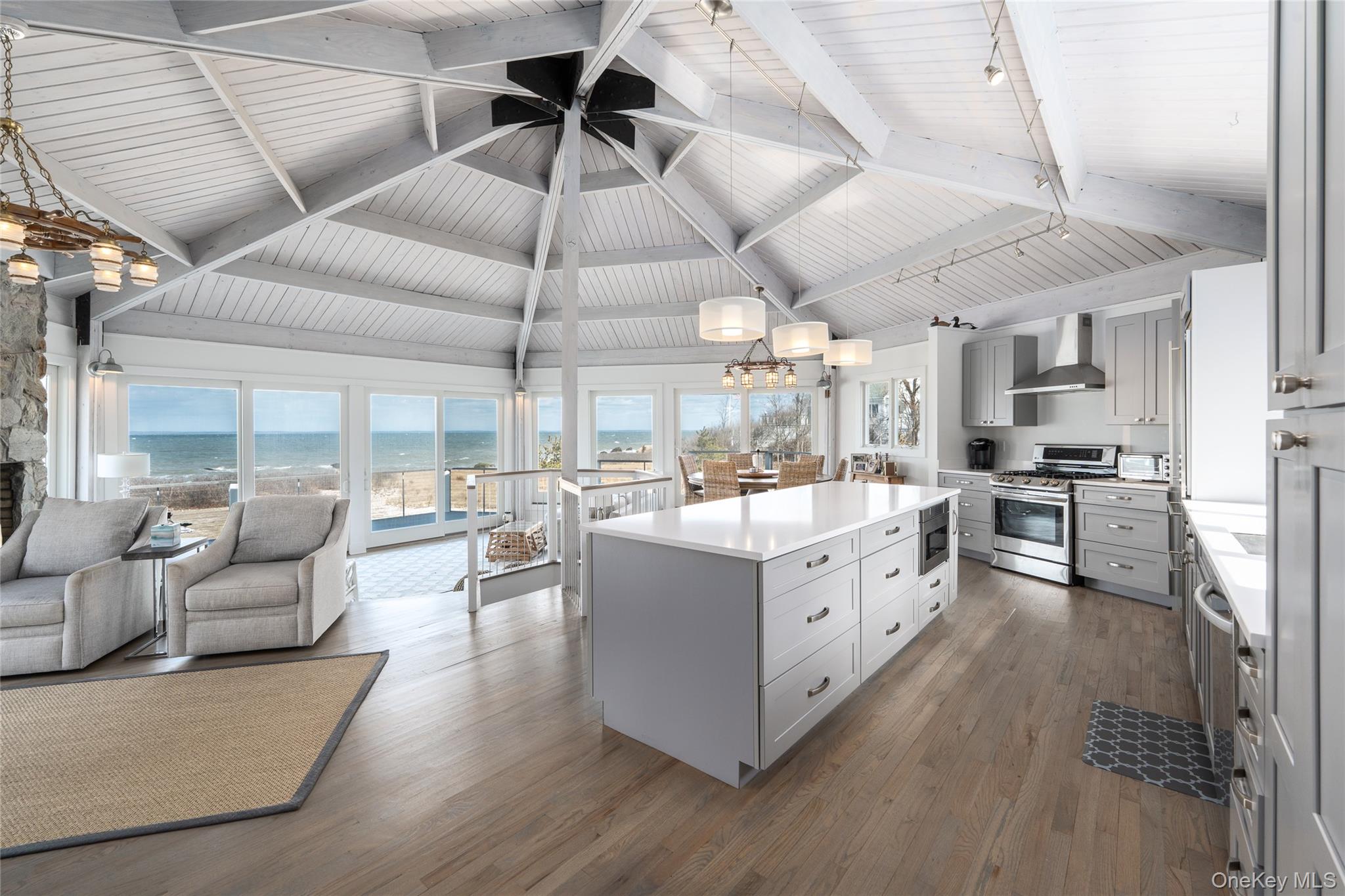 56765 Route 48, Greenport, NY 11944