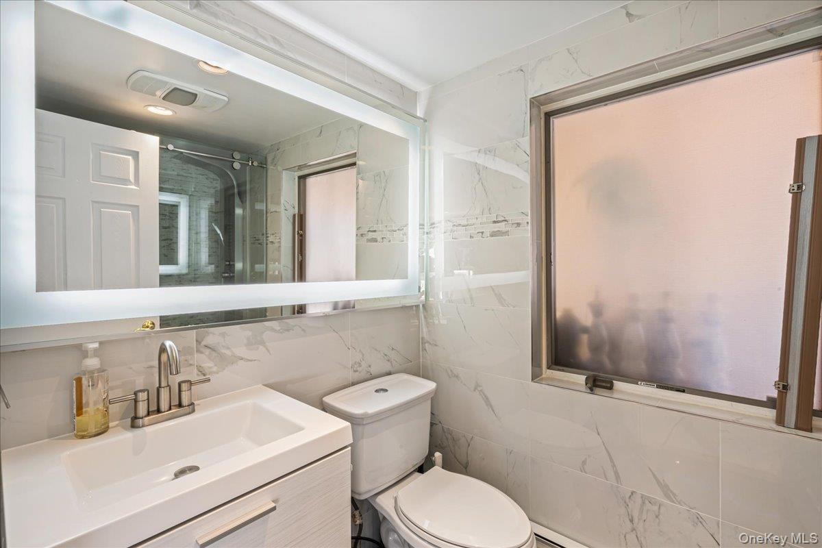 3822 Greentree Drive, Oceanside, NY 11572