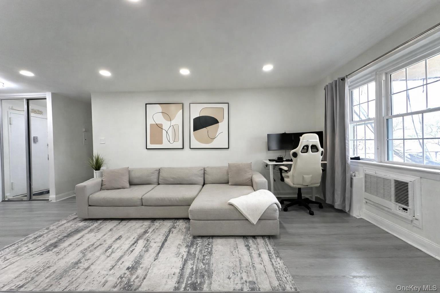 15115 84th Street # 3M, Howard Beach, NY 11414