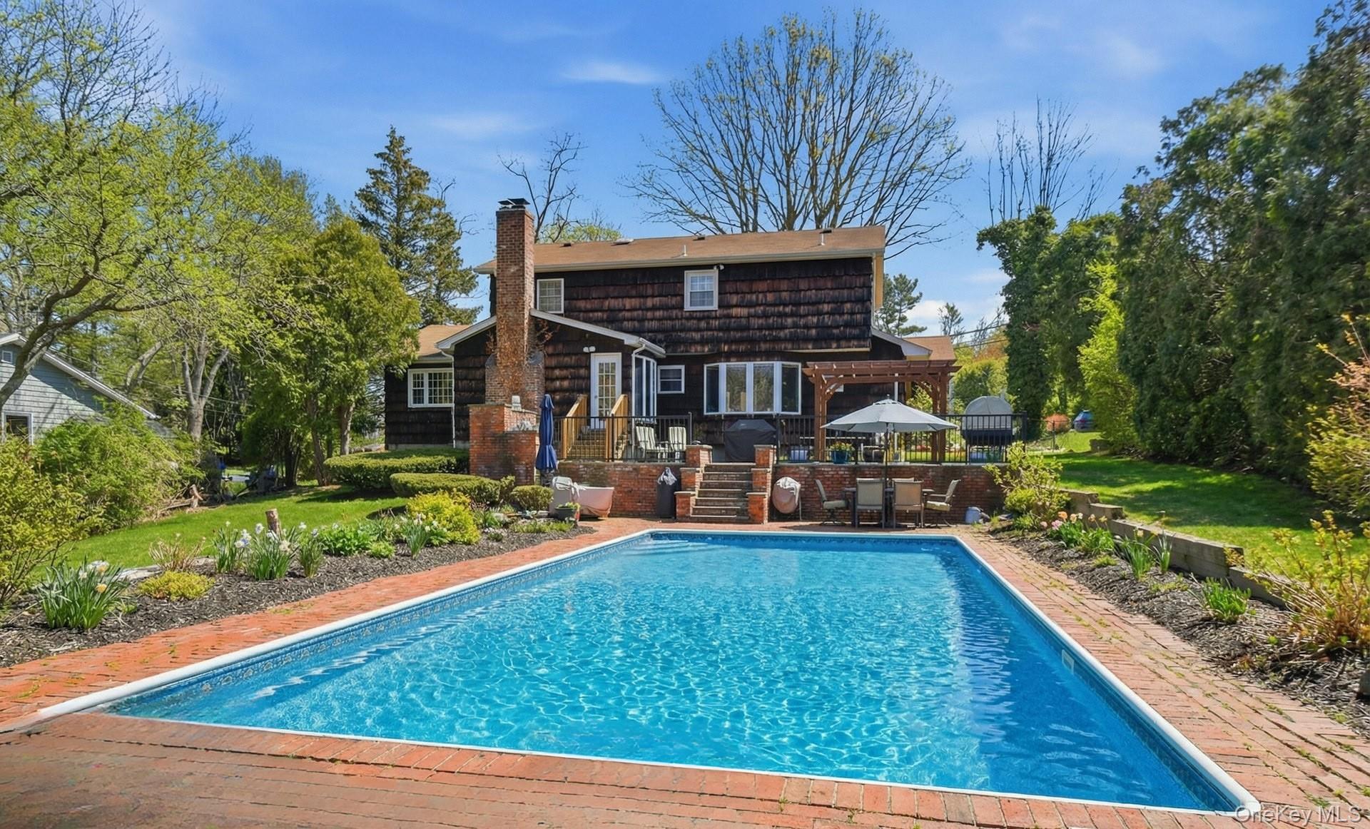 35 East Neck Road, Huntington, NY 11743