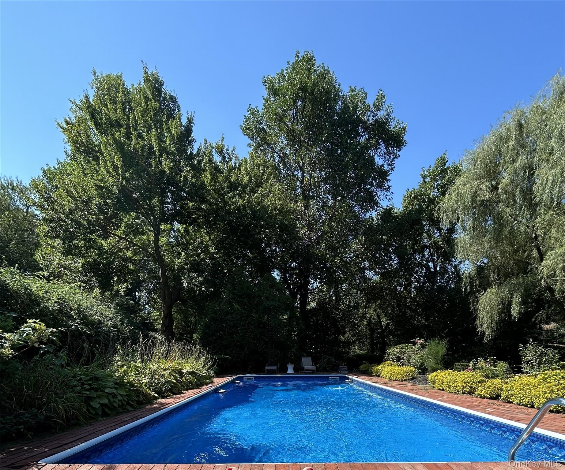 35 East Neck Road, Huntington, NY 11743