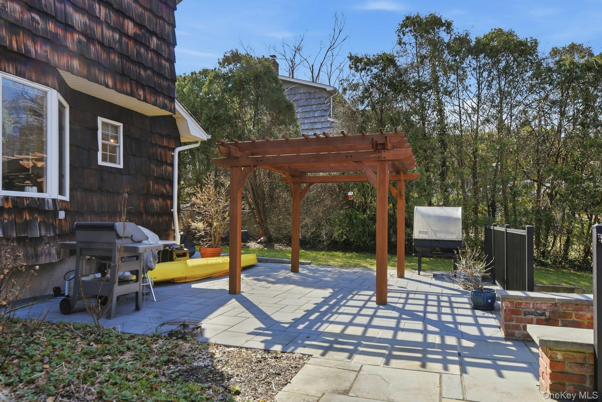 35 East Neck Road, Huntington, NY 11743