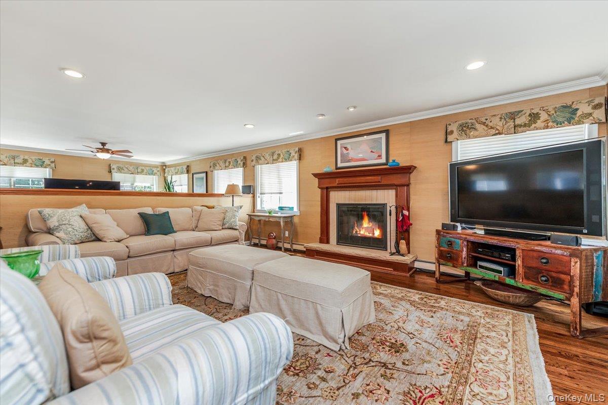 40 E Penn Street, Long Beach, NY 11561