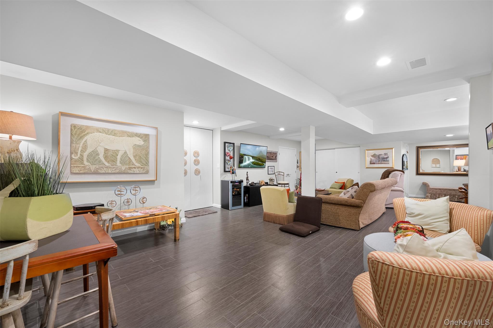 86 Dove Hill Drive, Manhasset, NY 11030