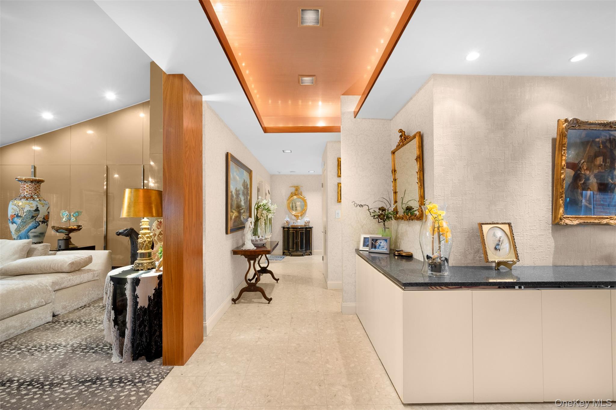 86 Dove Hill Drive, Manhasset, NY 11030