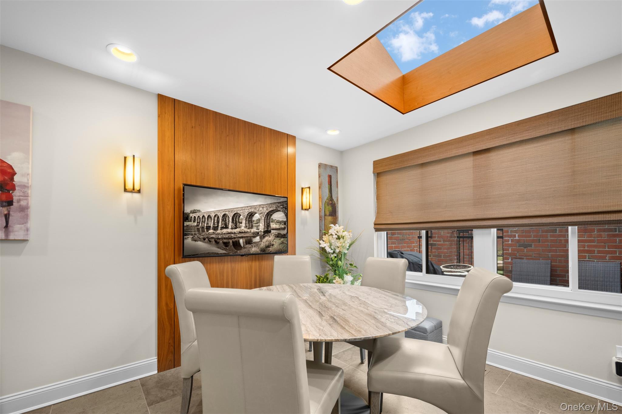 86 Dove Hill Drive, Manhasset, NY 11030