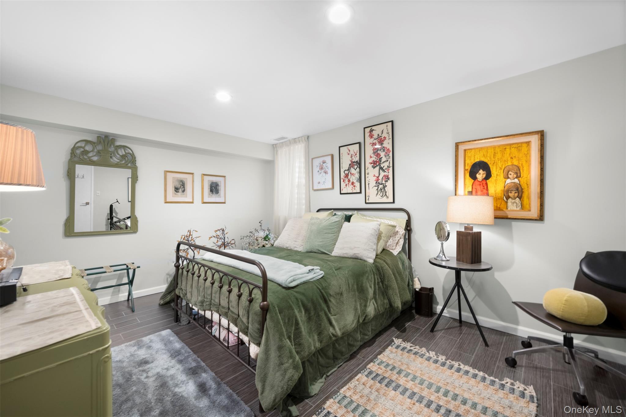 86 Dove Hill Drive, Manhasset, NY 11030