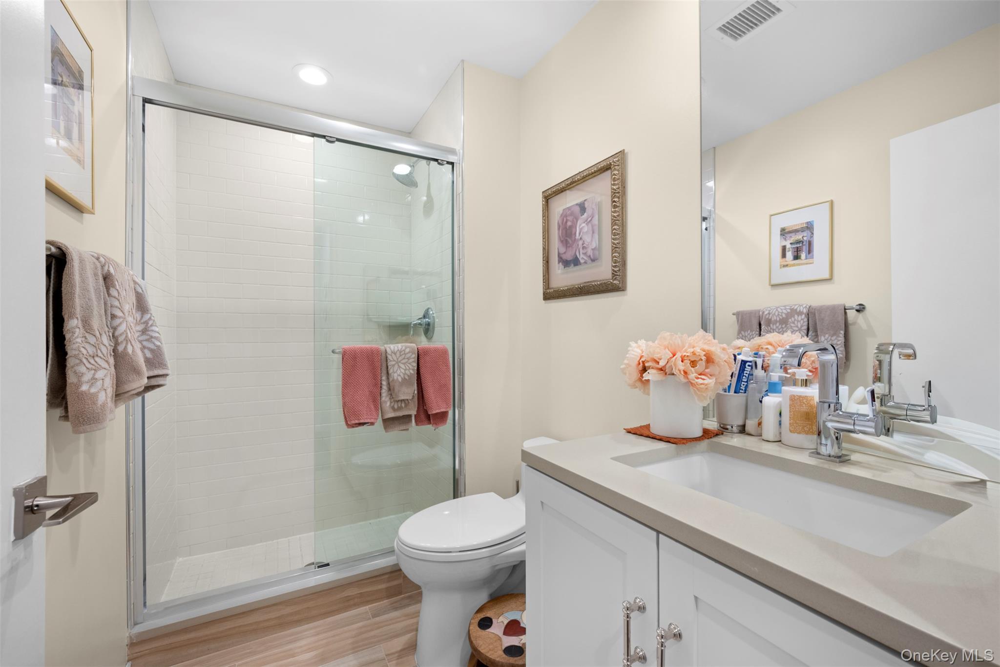 86 Dove Hill Drive, Manhasset, NY 11030