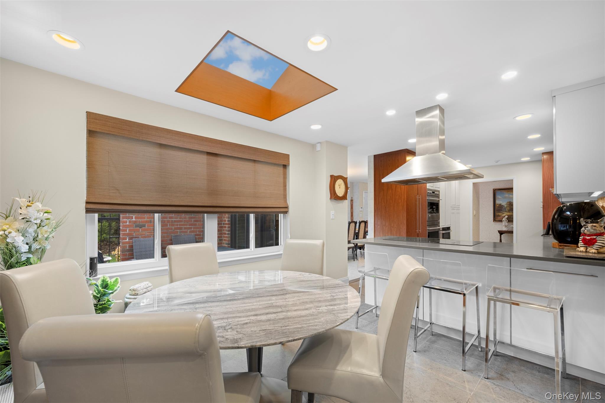 86 Dove Hill Drive, Manhasset, NY 11030