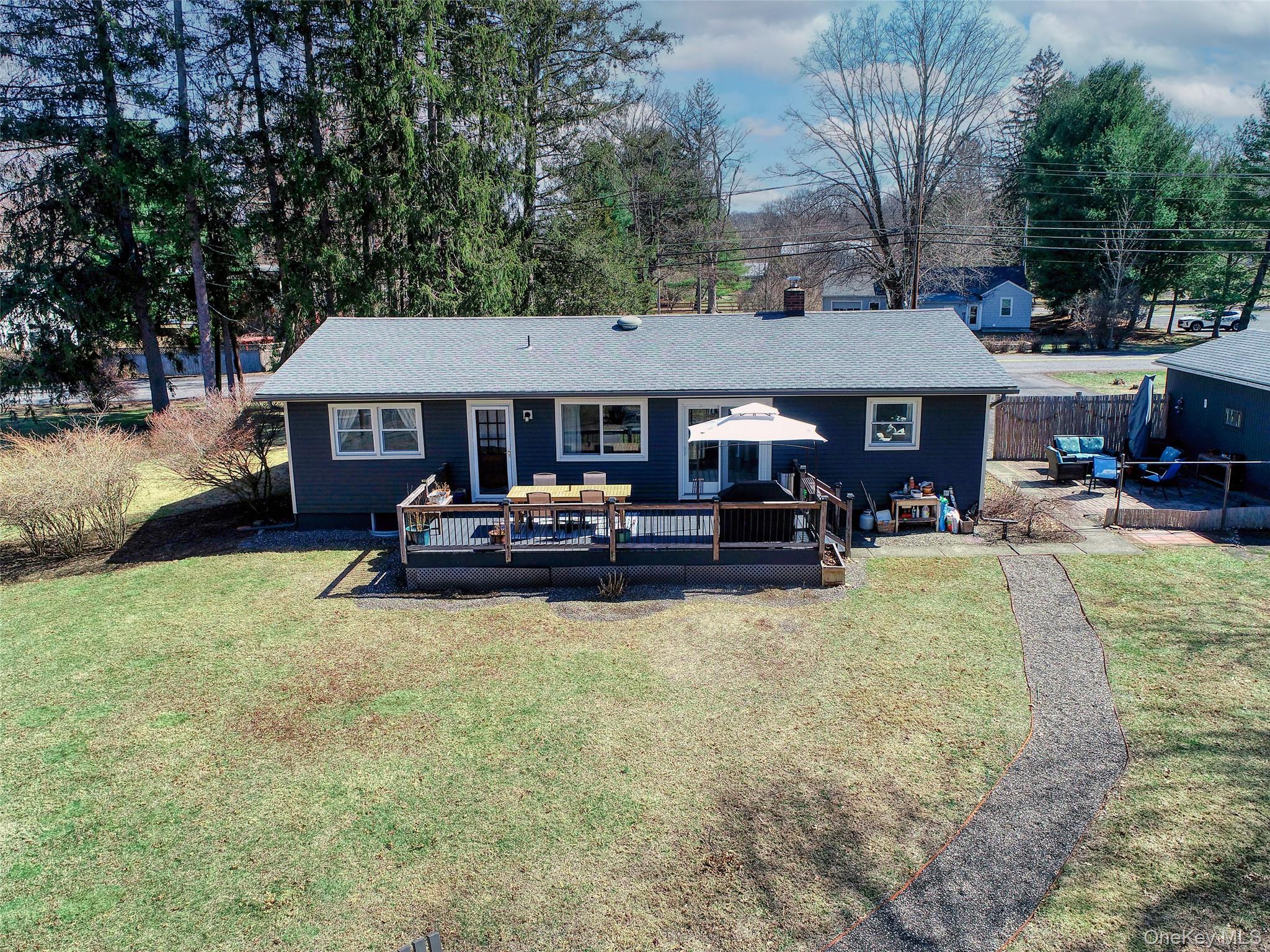 15 Closs Drive, Rhinebeck, NY 12572