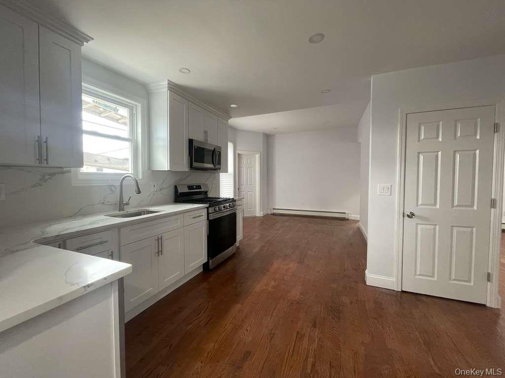 22 Colonial Avenue, Freeport, NY 11520