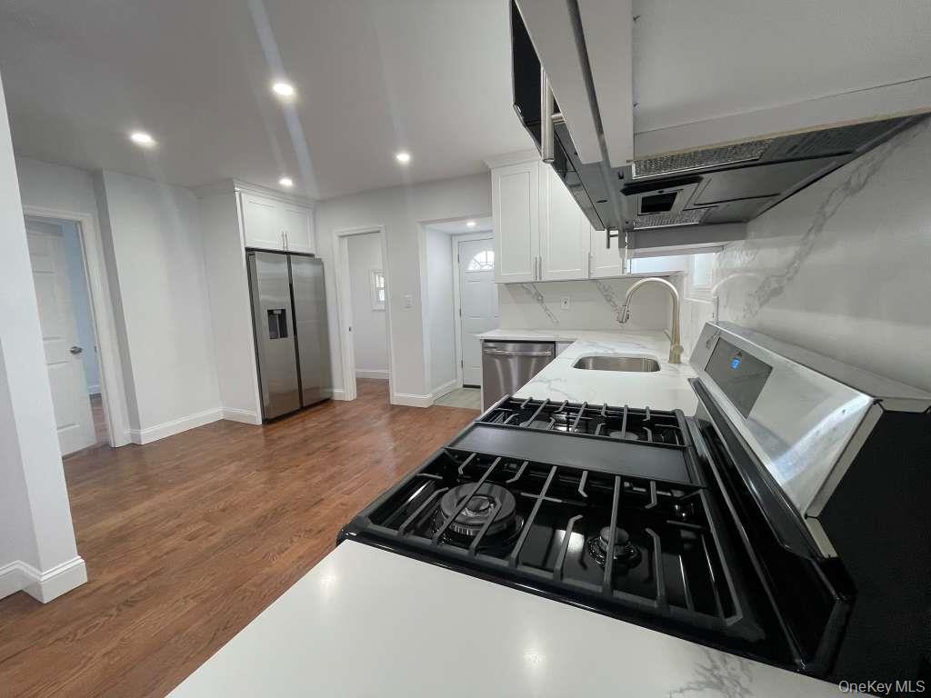 22 Colonial Avenue, Freeport, NY 11520