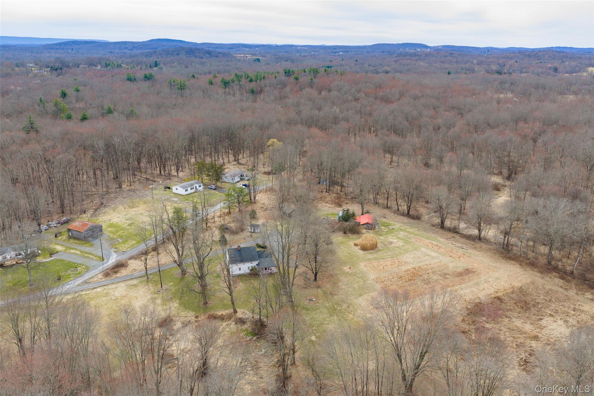 60 Rainbow Lane, Pine Bush, NY 12566