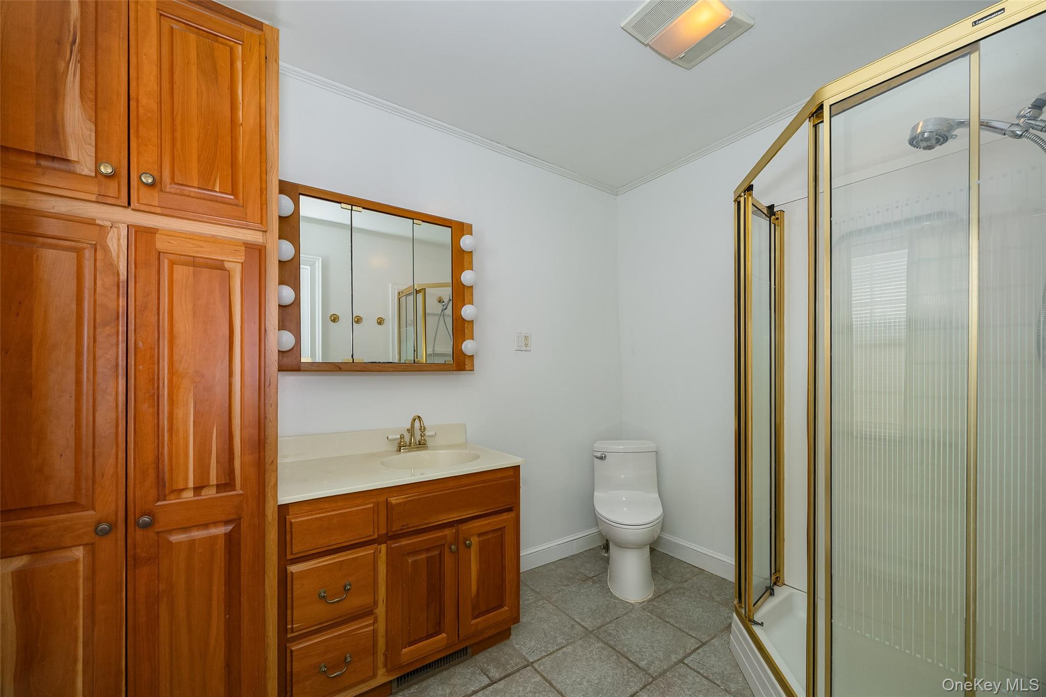 60 Rainbow Lane, Pine Bush, NY 12566