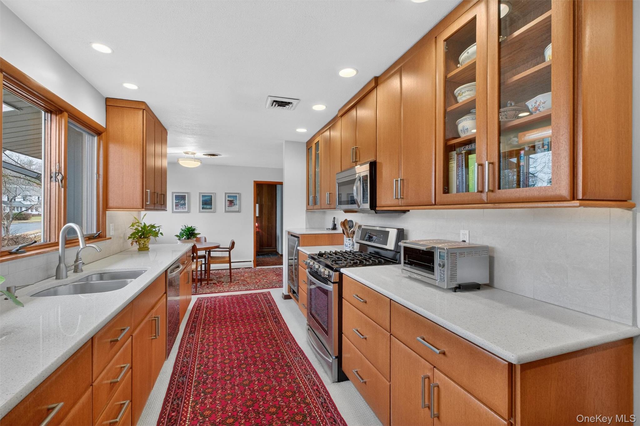 6 Yates Boulevard, Poughkeepsie, NY 12601