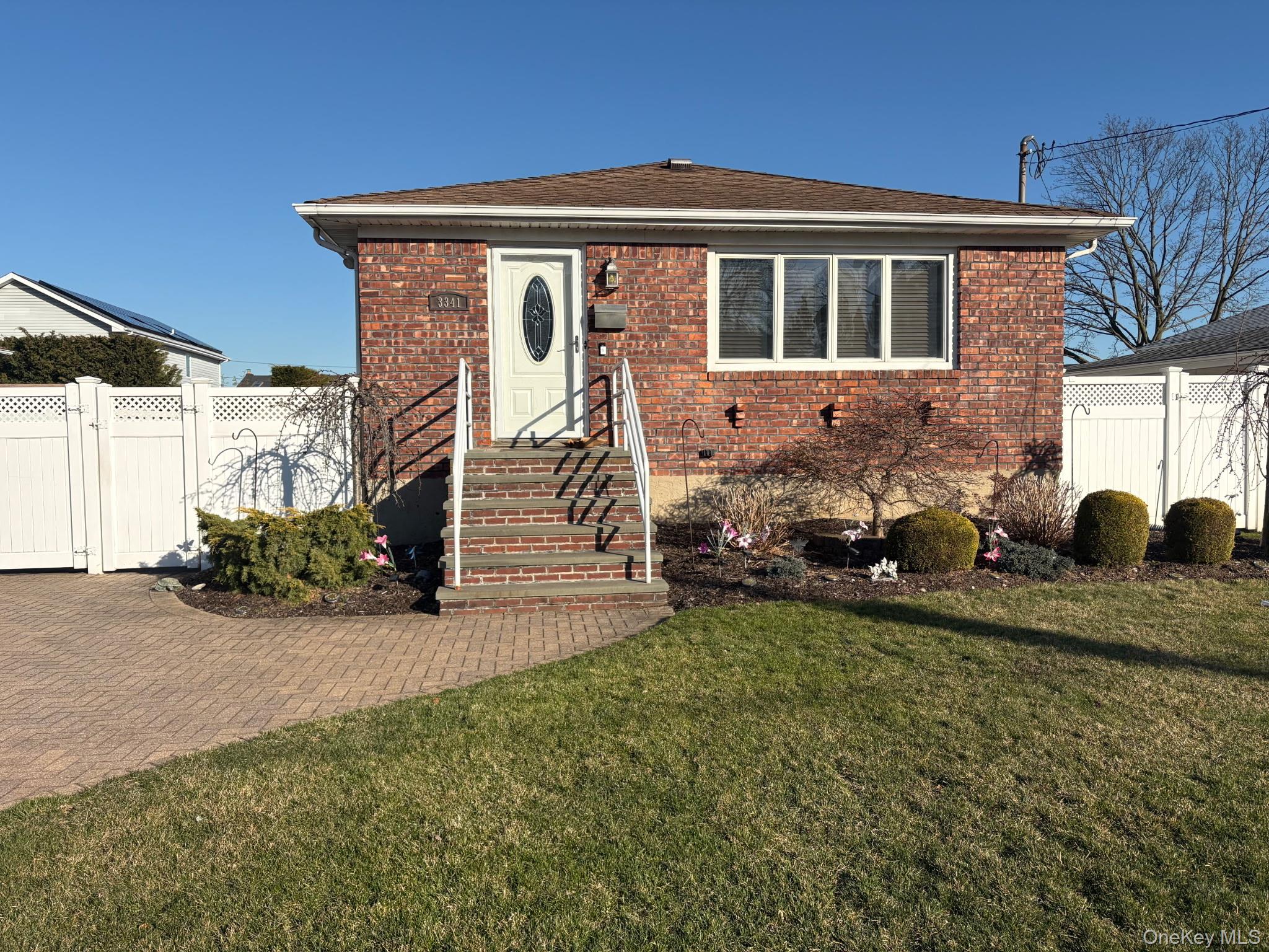 3341 Elliott Boulevard, Oceanside, NY 11572