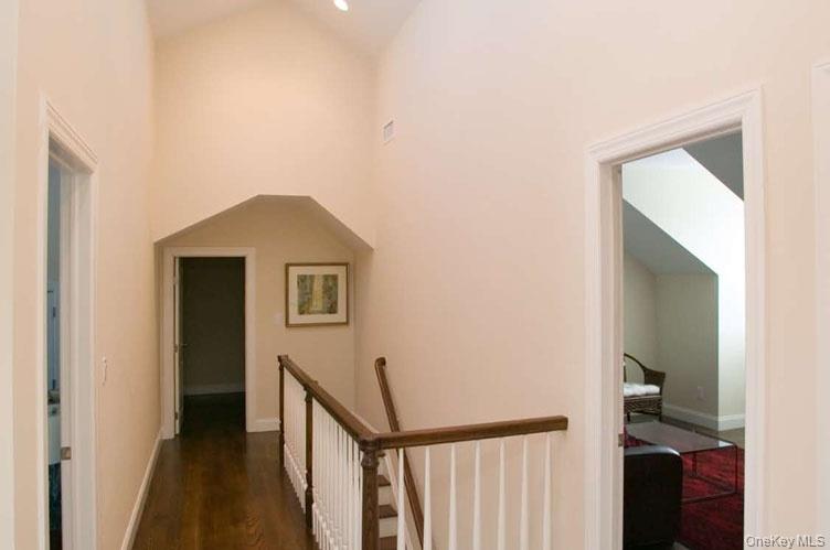 2 Pond Crossing # 1, Southampton, NY 11968