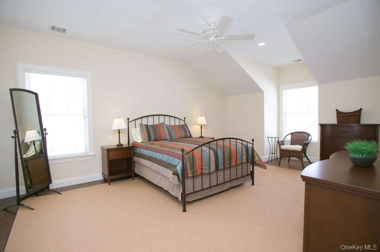 2 Pond Crossing # 1, Southampton, NY 11968