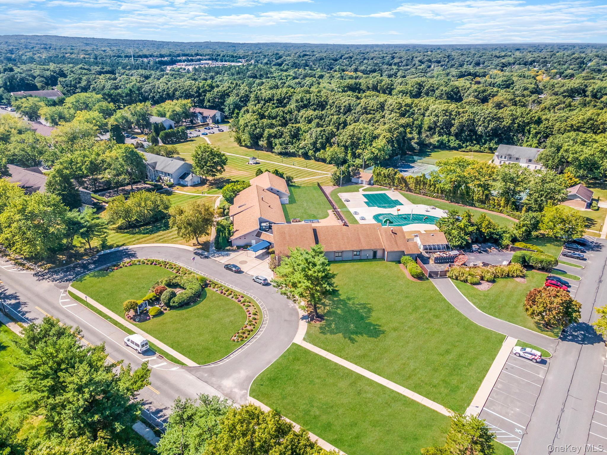 9 Kiowa Court # 9, Coram, NY 11727