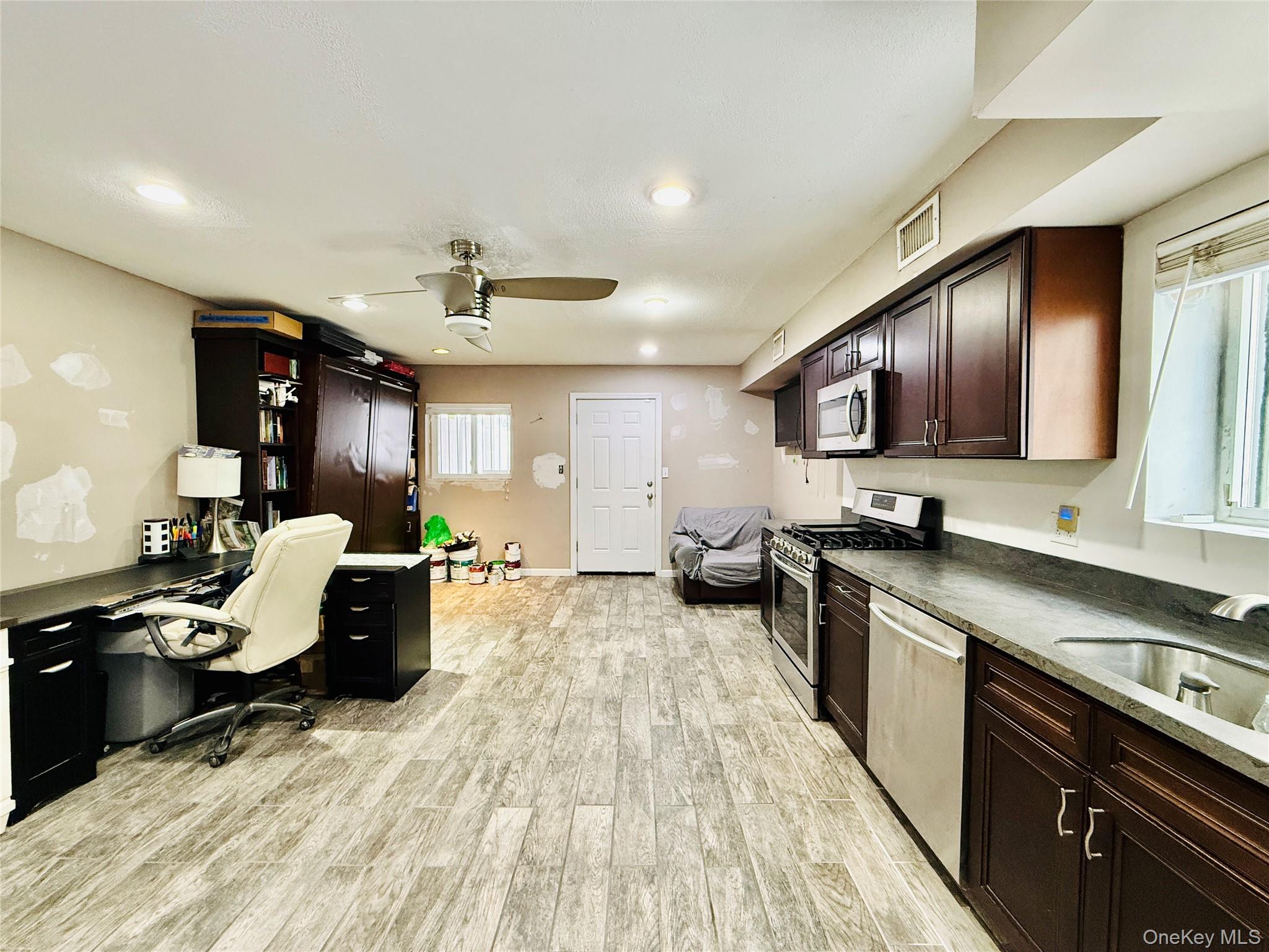 1663 Waring Avenue, Bronx, NY 10469