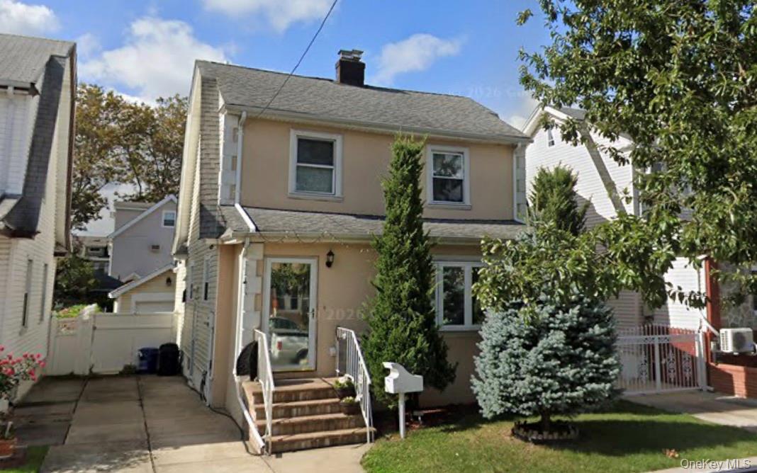 92-24 219th Street, Queens Village, NY 11428