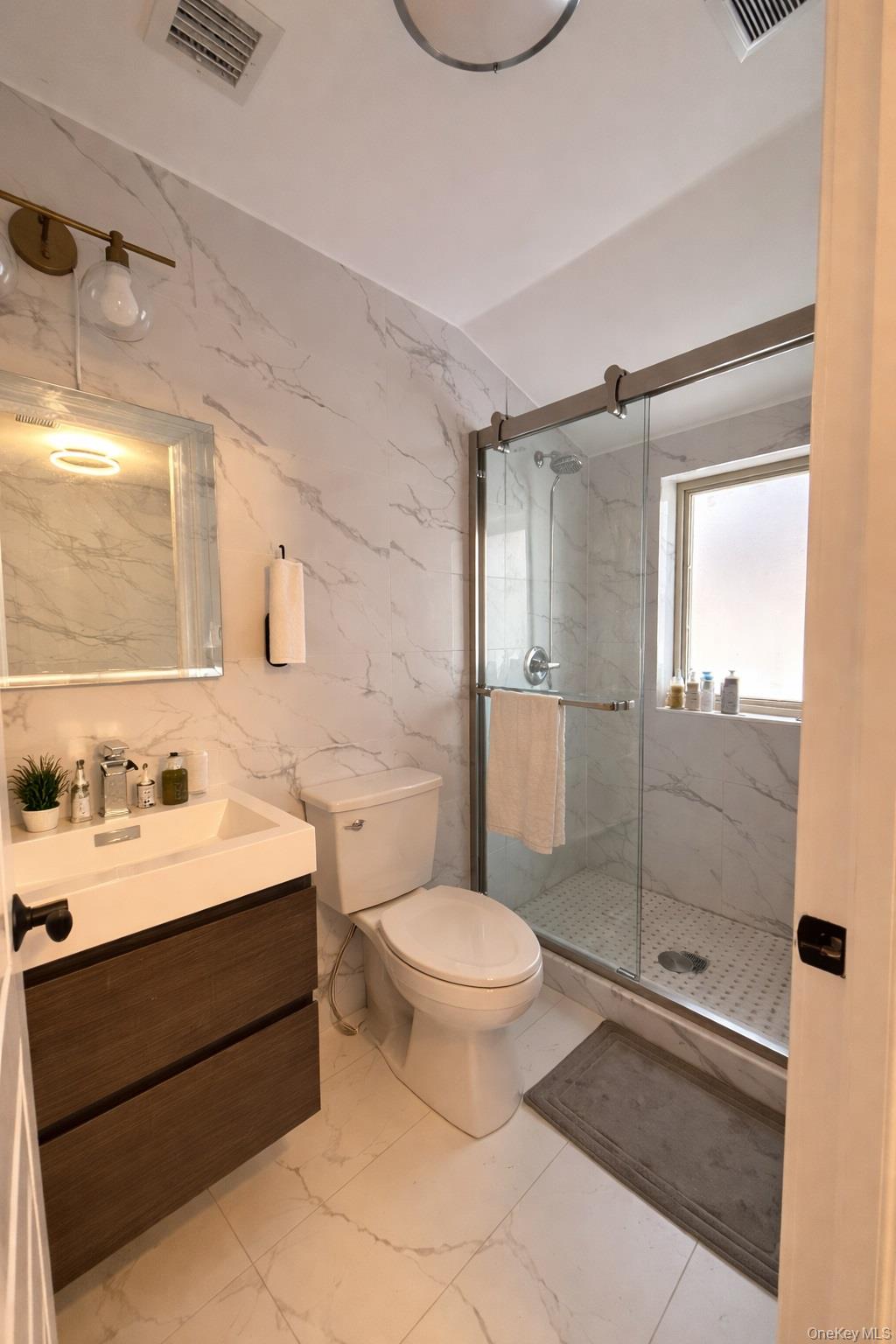 147-25 18th Avenue, Whitestone, NY 11357