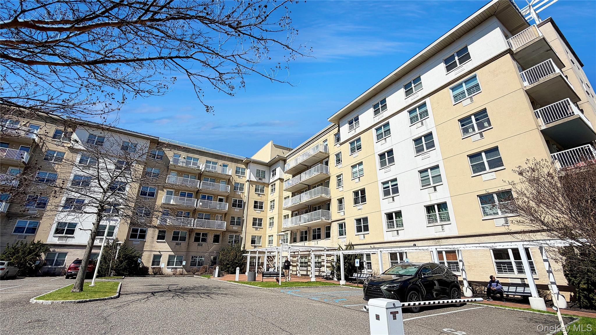 260 Beach 81st Street # 2P, Rockaway Beach, NY 11693