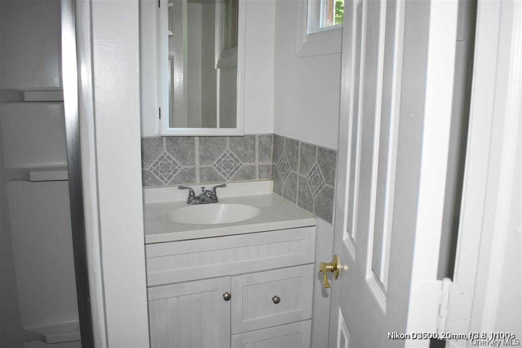 571 South Street, Highland, NY 12528