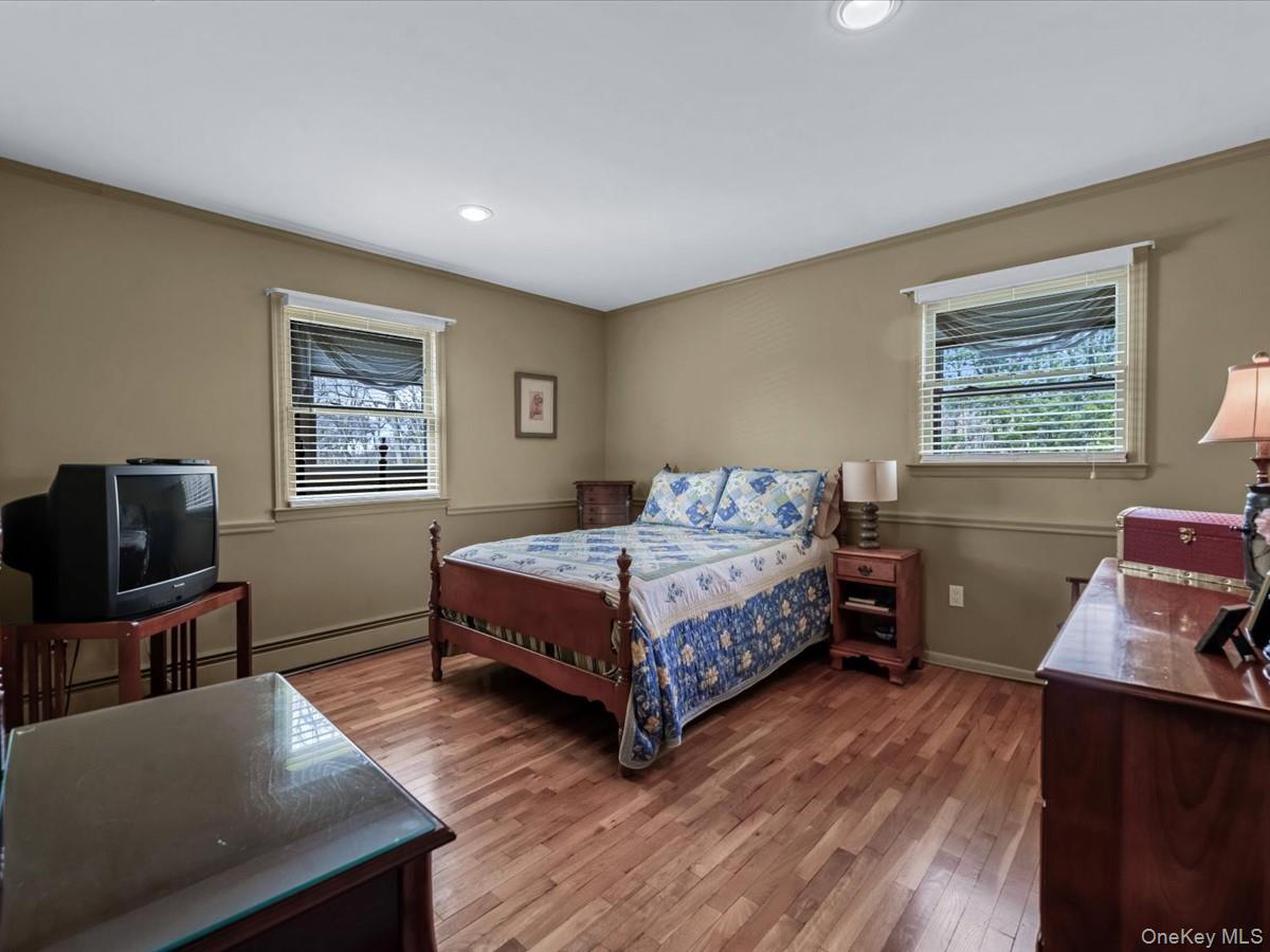 29 Sunhill Road, Nesconset, NY 11767