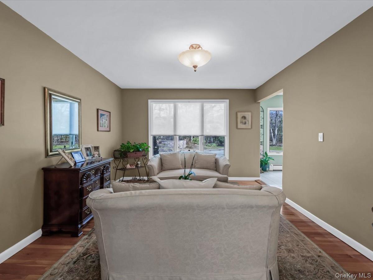 29 Sunhill Road, Nesconset, NY 11767