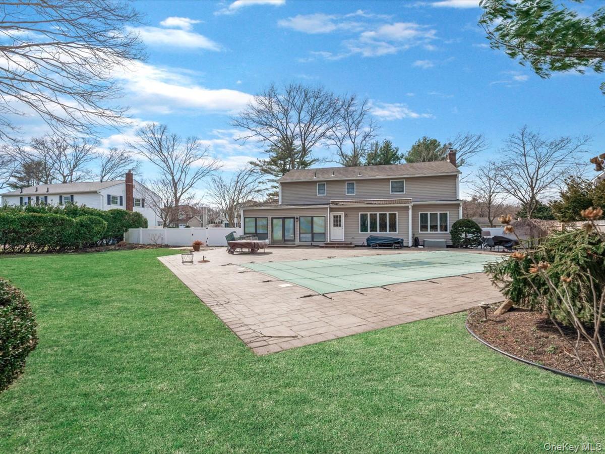 29 Sunhill Road, Nesconset, NY 11767