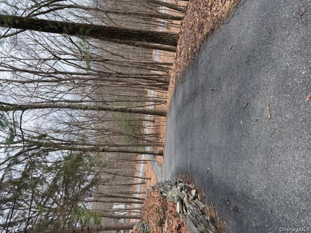 120 Swallow Court, Call Listing Agent, PA 18324