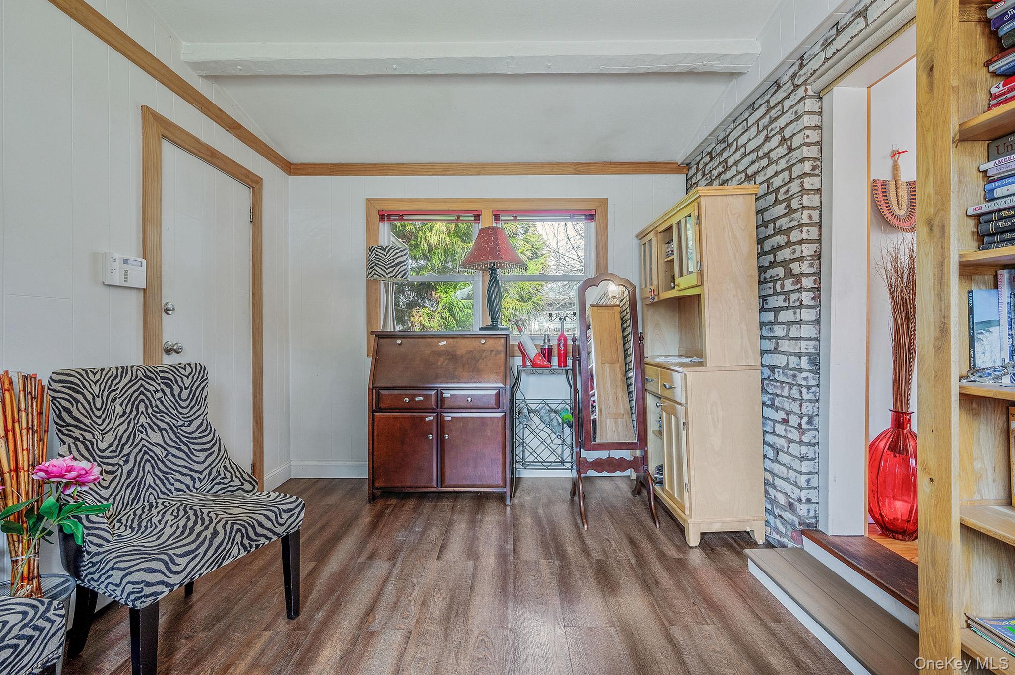 7 Judith Drive, Greenlawn, NY 11740