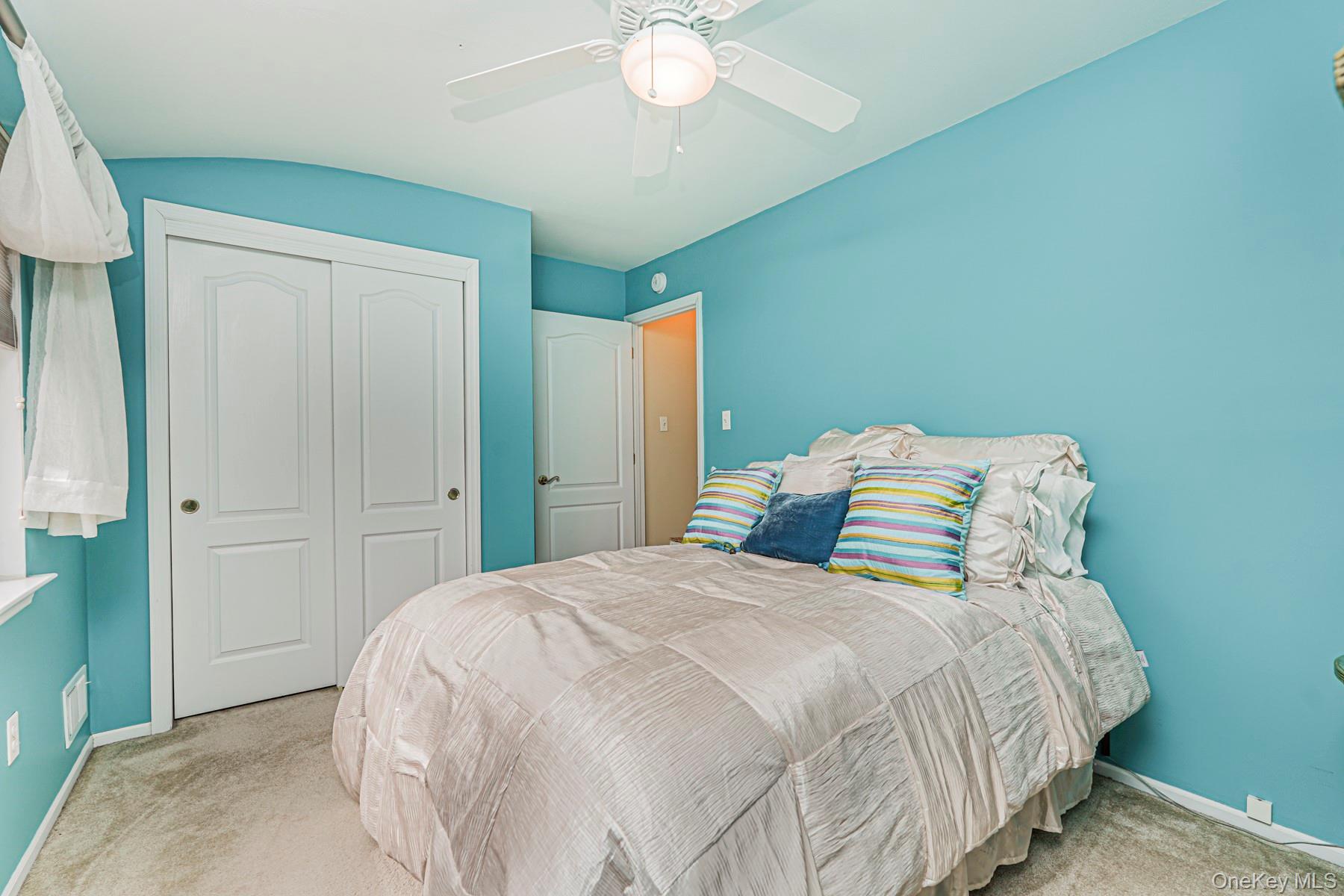 10 Dunhill Lane, Staten Island, NY 10309