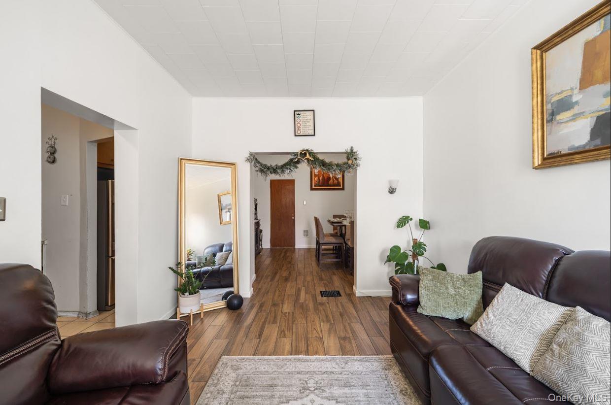 60-34 69th Avenue, Ridgewood, NY 11385