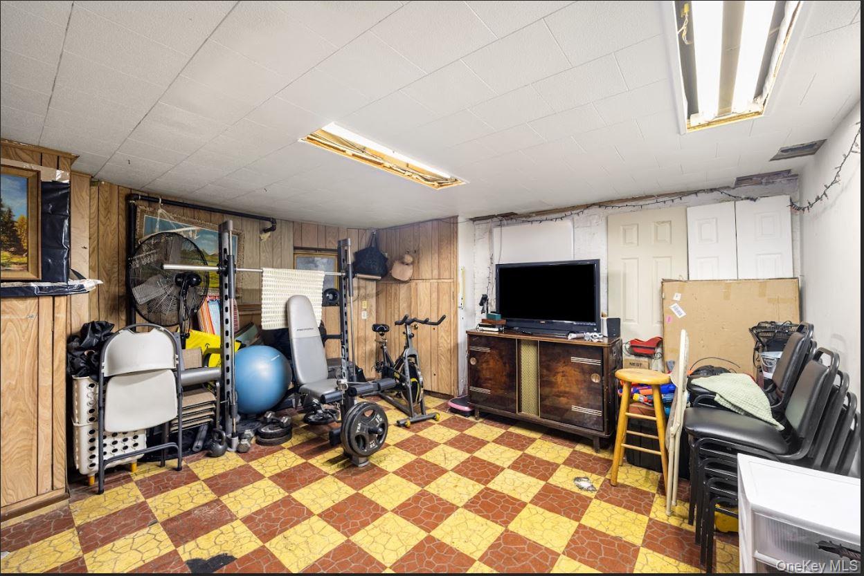 60-34 69th Avenue, Ridgewood, NY 11385