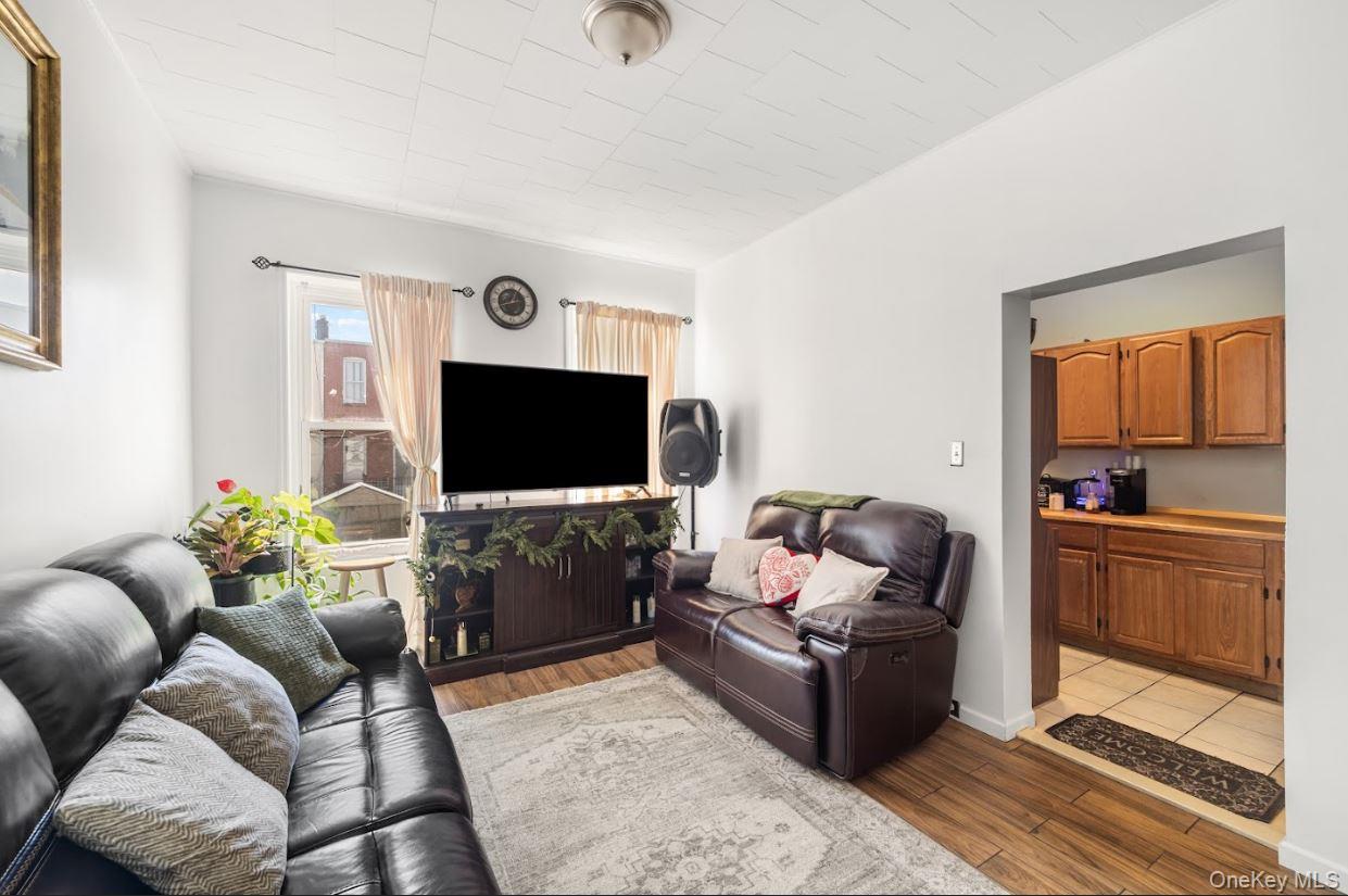 60-34 69th Avenue, Ridgewood, NY 11385