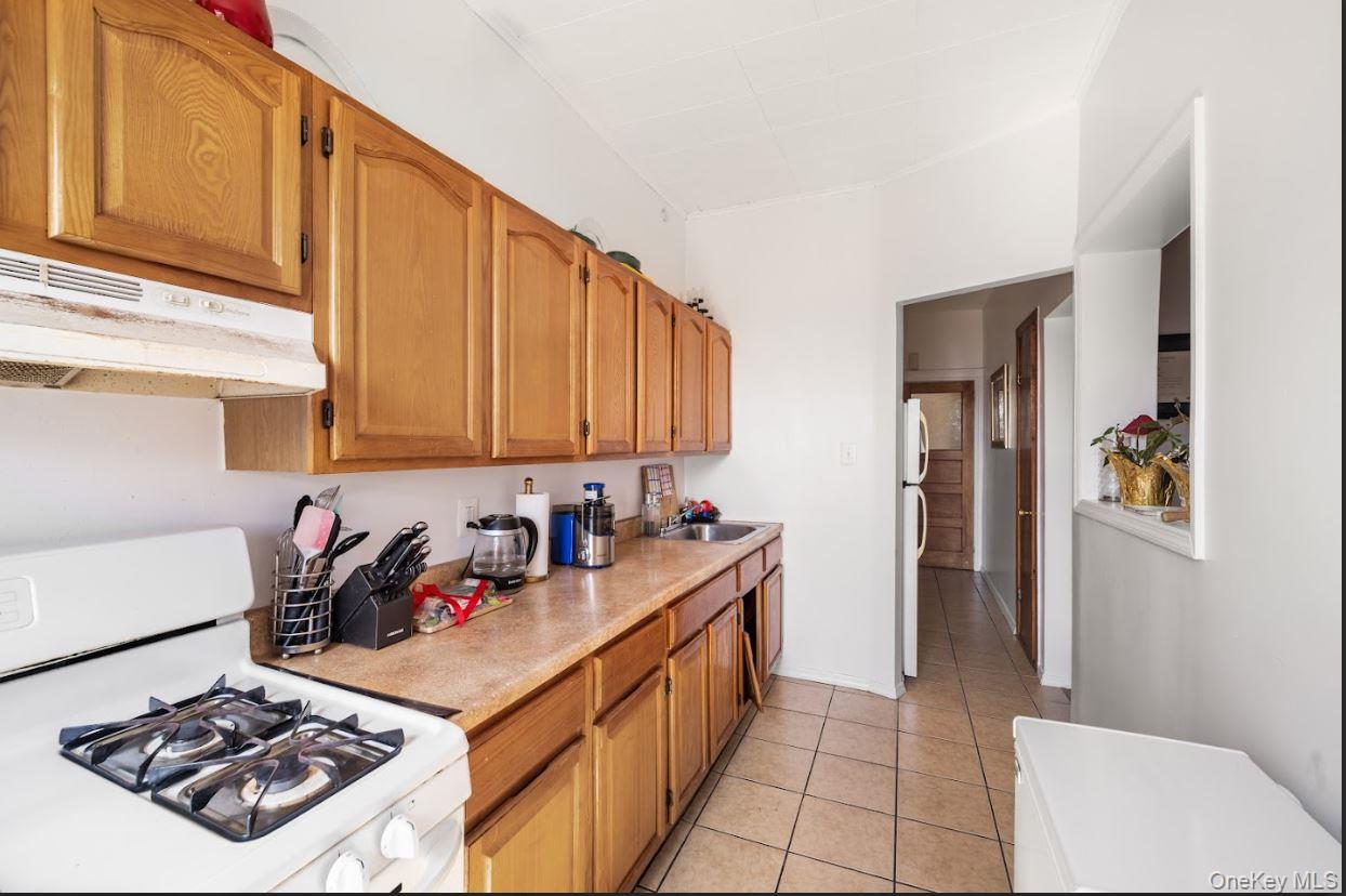 60-34 69th Avenue, Ridgewood, NY 11385