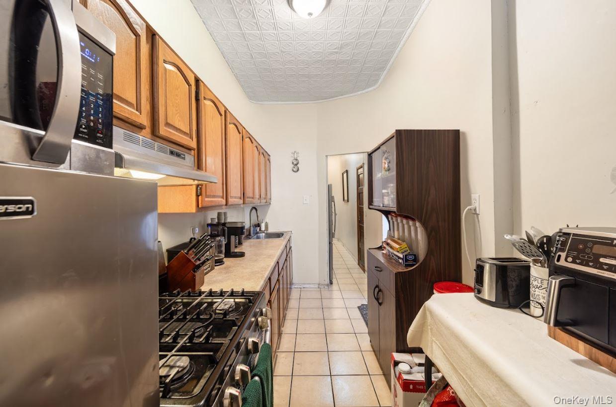 60-34 69th Avenue, Ridgewood, NY 11385