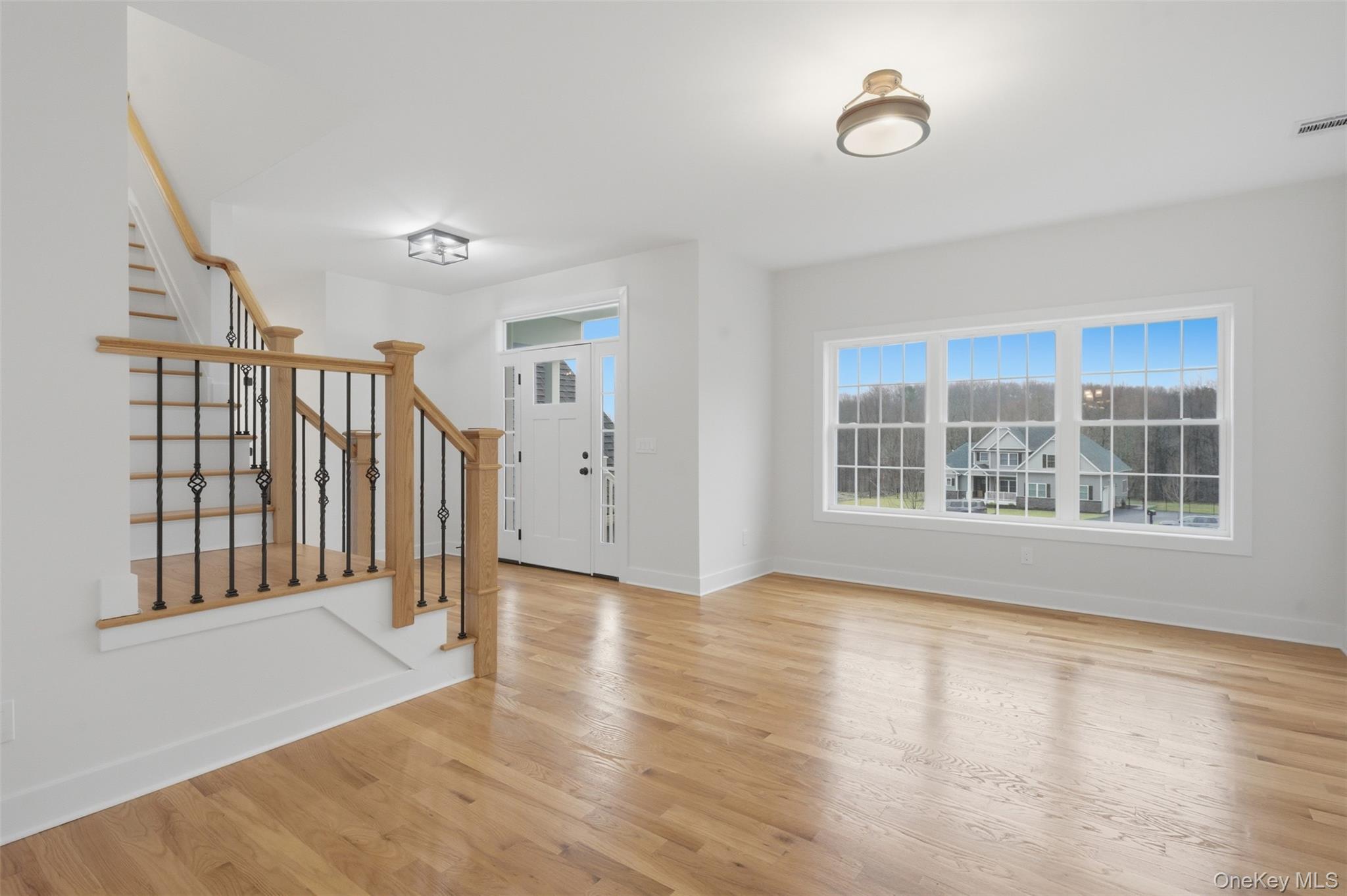 16 McDonald Court, New Windsor, NY 12553