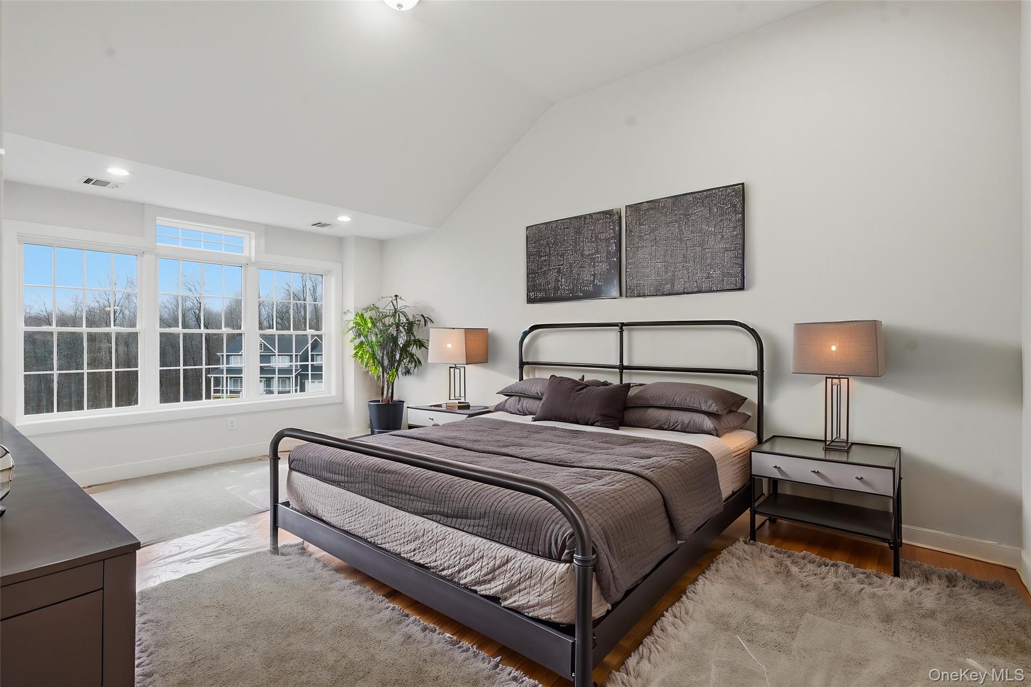 16 McDonald Court, New Windsor, NY 12553