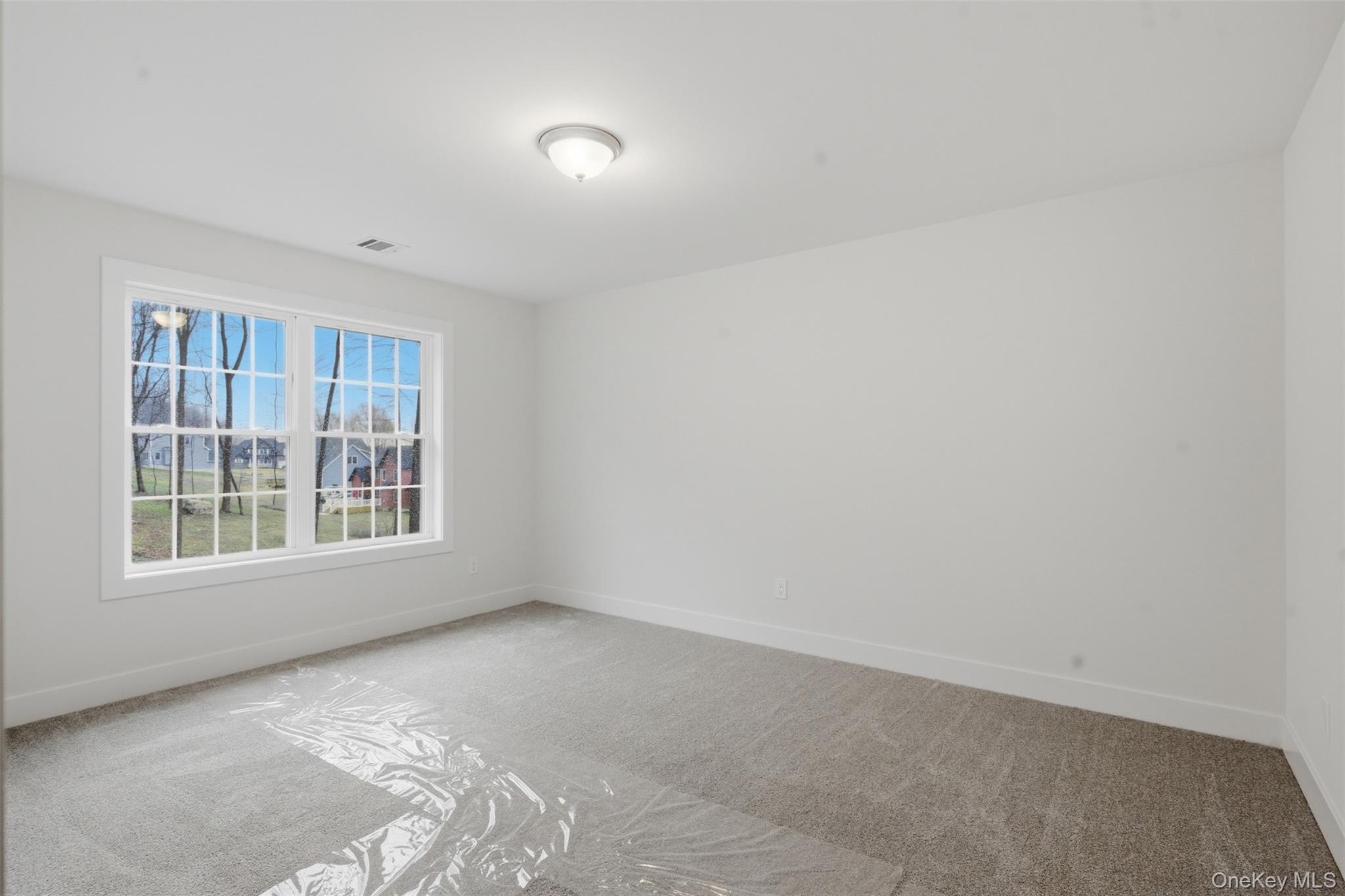 16 McDonald Court, New Windsor, NY 12553