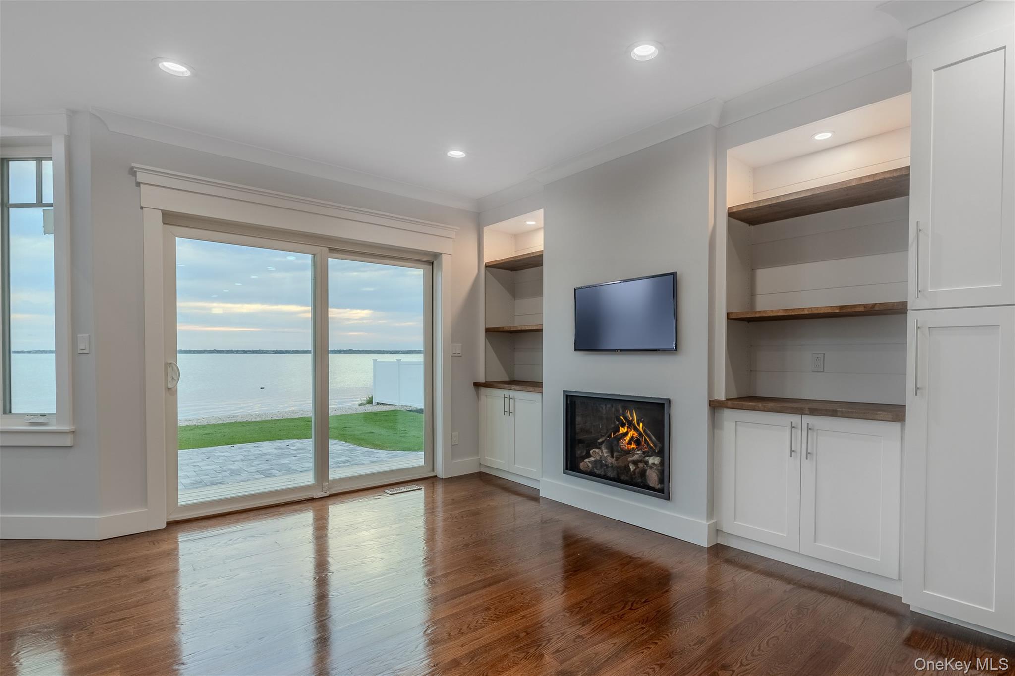 72 Grandview Drive, Shirley, NY 11967