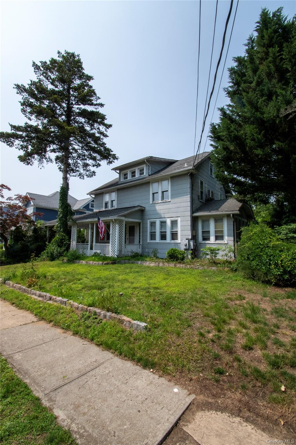 25 Hillside Avenue # 1, Rockville Centre, NY 11570