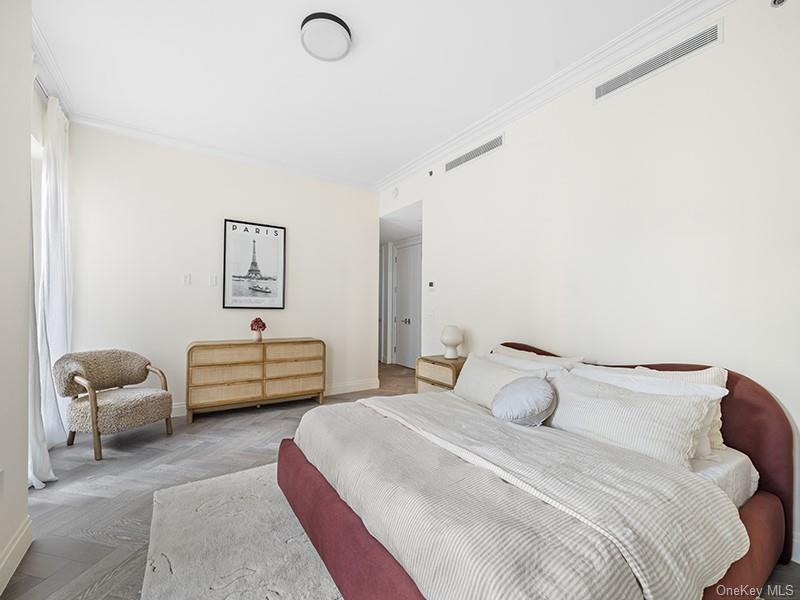 78-29 Austin Street # TH4, Forest Hills, NY 11375