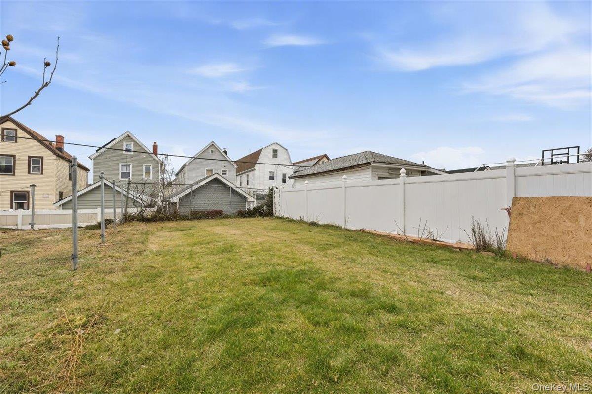 90-48 204 Street, Hollis, NY 11423