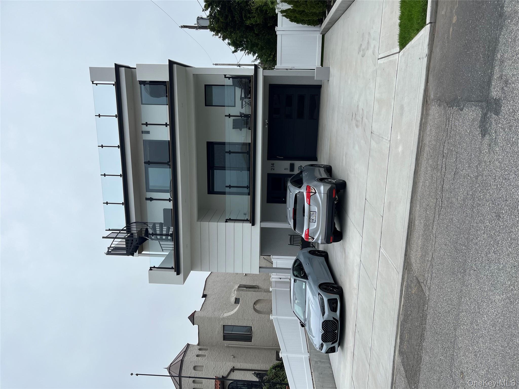 549 E Olive Street, Long Beach, NY 11561