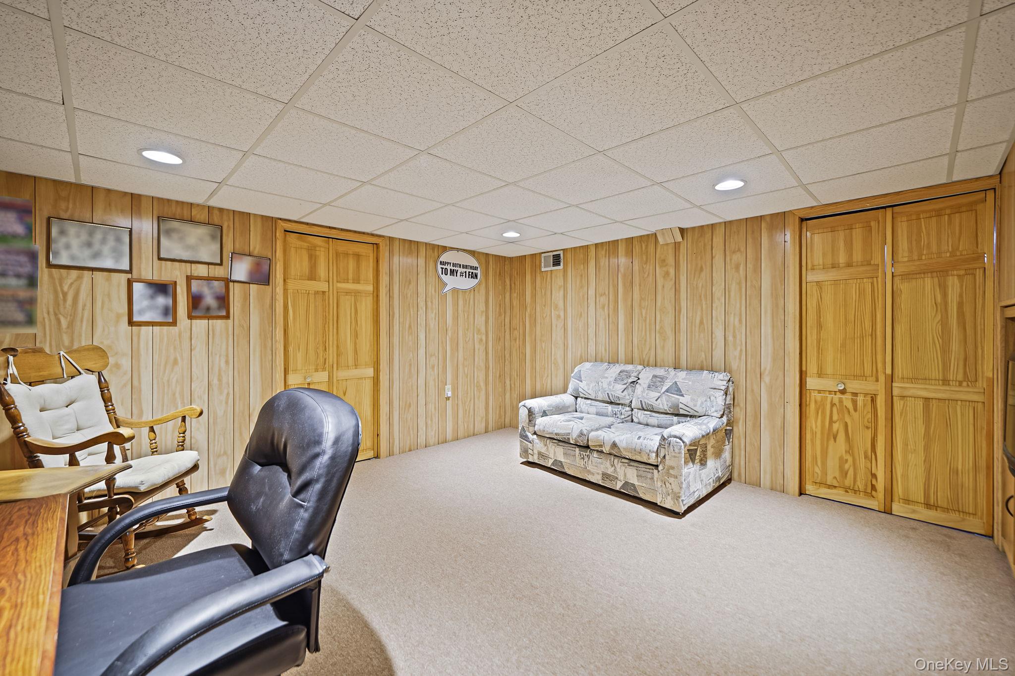 8 Huntington Commons # 8, Yaphank, NY 11980