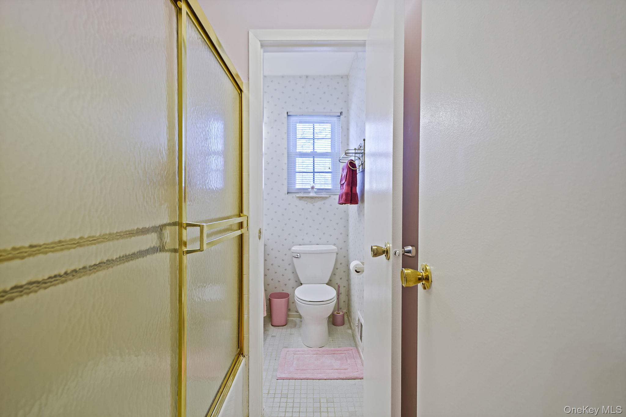 8 Huntington Commons # 8, Yaphank, NY 11980